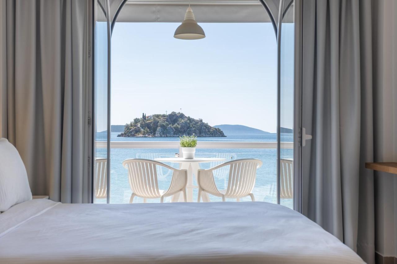 Nelly'S Apartments 托隆 外观 照片