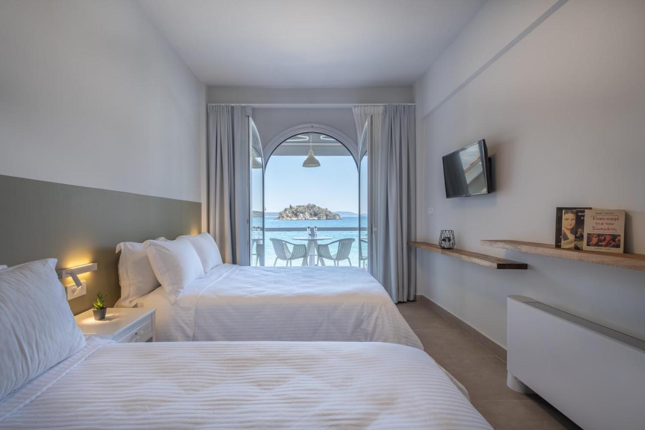 Nelly'S Apartments 托隆 外观 照片