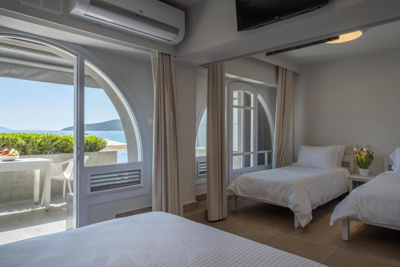 Nelly'S Apartments 托隆 外观 照片